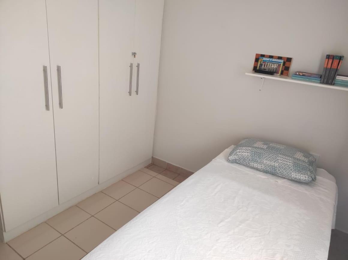 Apartamento Inteiro No Bairro Santa Monica Uberlândia Eksteriør bilde