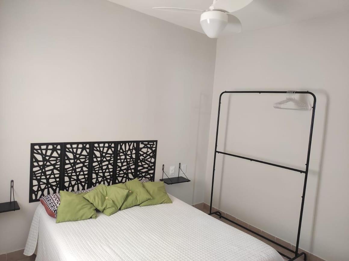 Apartamento Inteiro No Bairro Santa Monica Uberlândia Eksteriør bilde